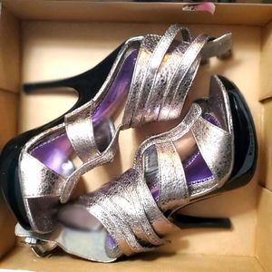 Womens size 6 heels